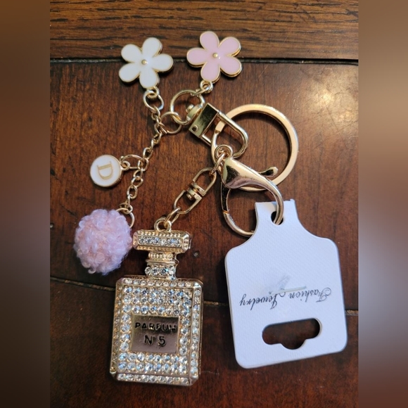 Bag Charm - Picture 2 of 5